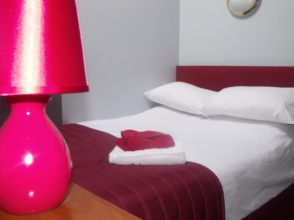 فندق Stag Coach House Carmel الغرفة الصورة